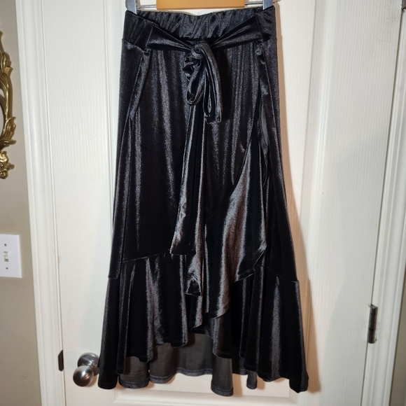 George black velvet tie-waist wrap skirt  in size xl - Picture 12 of 12